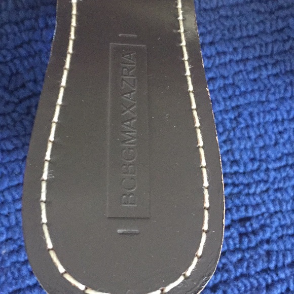 BCBG Max Azria ivory clogs  w/ gold Hardware - Picture 2 of 6